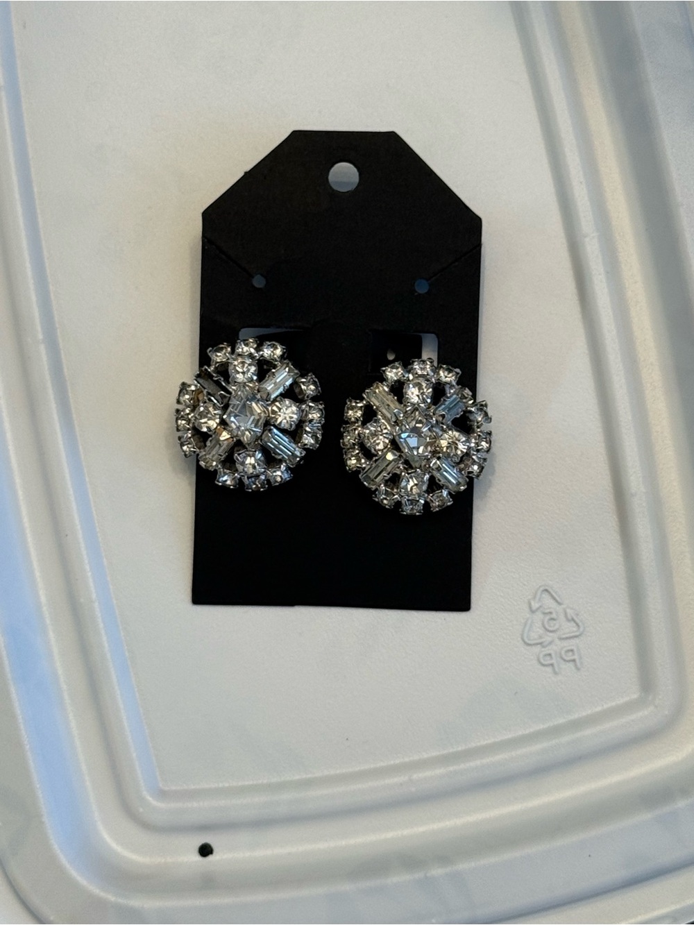 Vintage Crystal Cluster Round Stud Earrings - Clip Ons Silver Tone